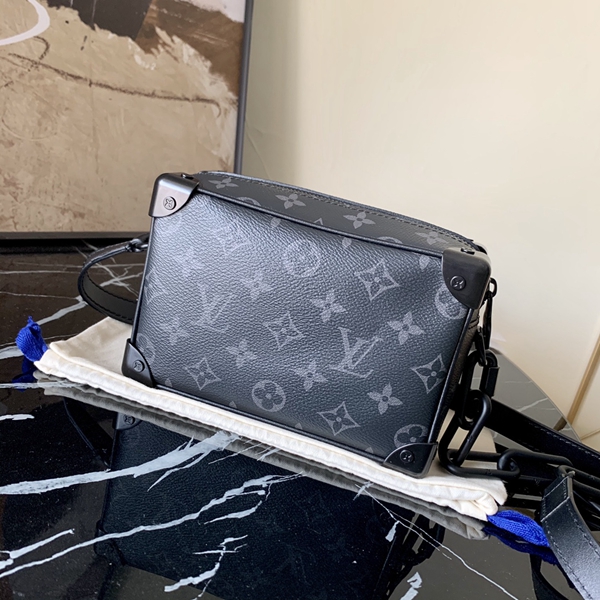 ルイヴィトンバッグ側面デザイン